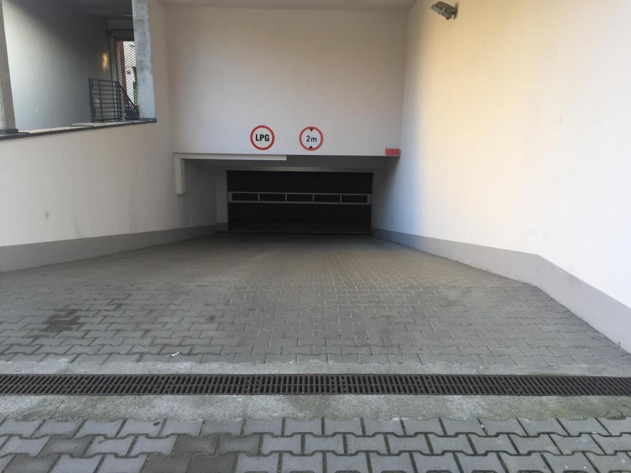 Апартаменти Chillout Polna - Parking